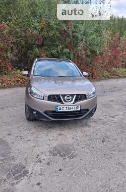 Позашляховик / Кросовер Nissan Qashqai+2 2010 в Луцьку