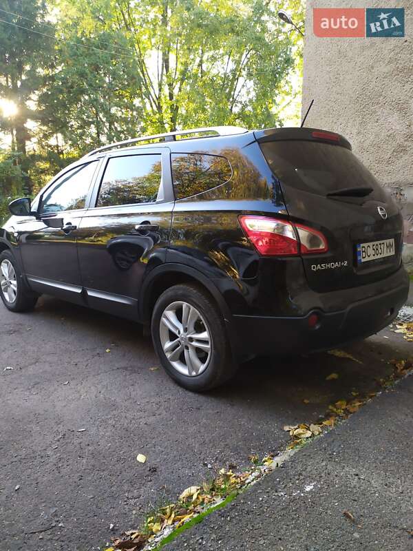 Позашляховик / Кросовер Nissan Qashqai+2 2010 в Дрогобичі фото 6 Позашляховик / Кросовер Nissan Qashqai+2 2010 в Дрогобичі