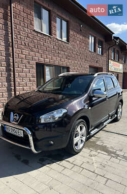 Внедорожник / Кроссовер Nissan Qashqai+2 2011 в 