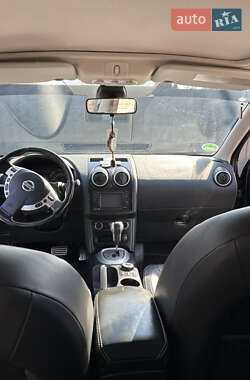 Внедорожник / Кроссовер Nissan Qashqai+2 2011 в 