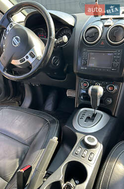 Внедорожник / Кроссовер Nissan Qashqai+2 2011 в 