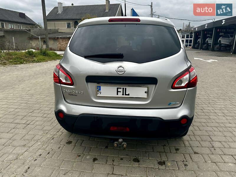 Внедорожник / Кроссовер Nissan Qashqai+2 2011 в Косове