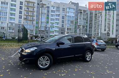 Позашляховик / Кросовер Nissan Qashqai+2 2010 в Вінниці