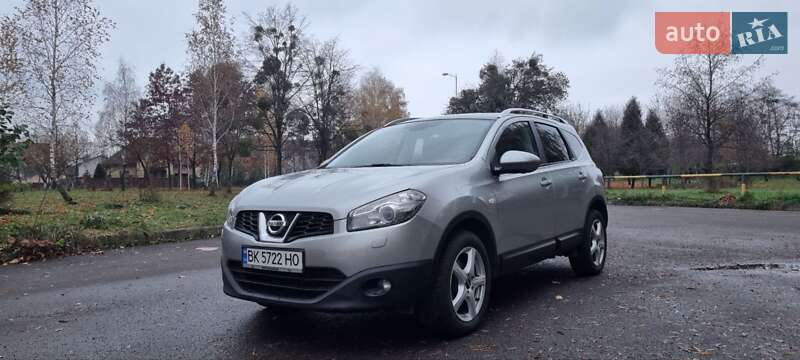 Внедорожник / Кроссовер Nissan Qashqai+2 2012 в Ровно