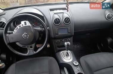 Внедорожник / Кроссовер Nissan Qashqai+2 2011 в 