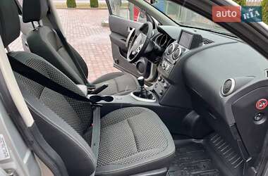 Внедорожник / Кроссовер Nissan Qashqai+2 2009 в Сарнах