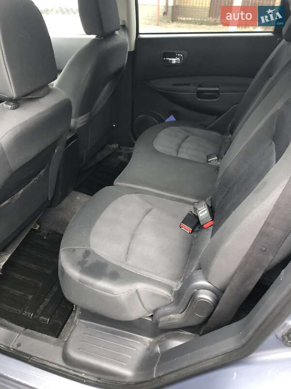 Внедорожник / Кроссовер Nissan Qashqai+2 2010 в Полтаве