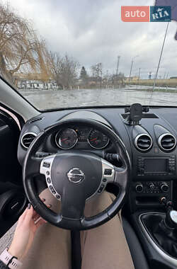 Позашляховик / Кросовер Nissan Qashqai+2 2012 в Володимирі