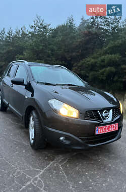 Позашляховик / Кросовер Nissan Qashqai+2 2011 в Охтирці