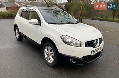 Позашляховик / Кросовер Nissan Qashqai+2 2012 в Харкові