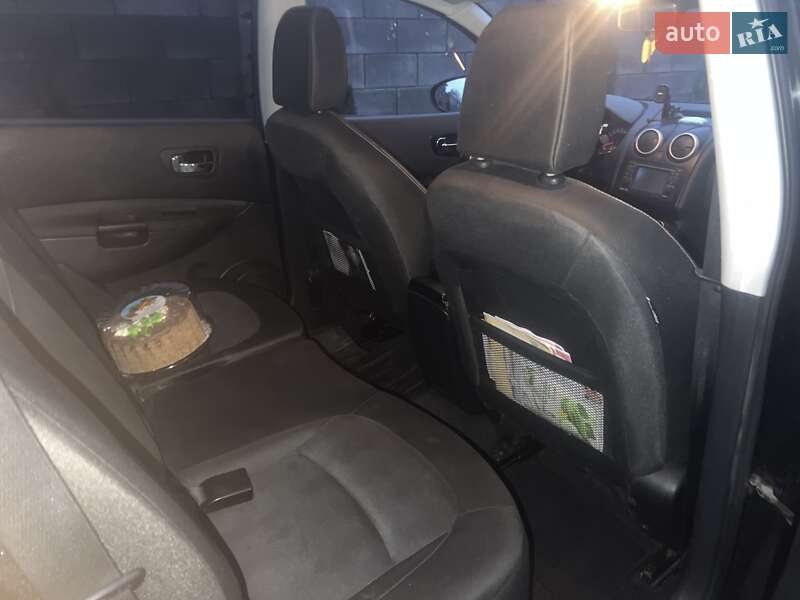 Внедорожник / Кроссовер Nissan Qashqai+2 2011 в Луцке
