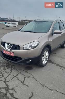 Внедорожник / Кроссовер Nissan Qashqai+2 2012 в Ровно