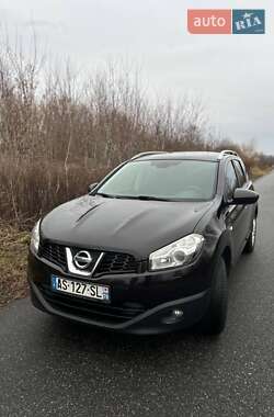 Позашляховик / Кросовер Nissan Qashqai+2 2010 в Овручі