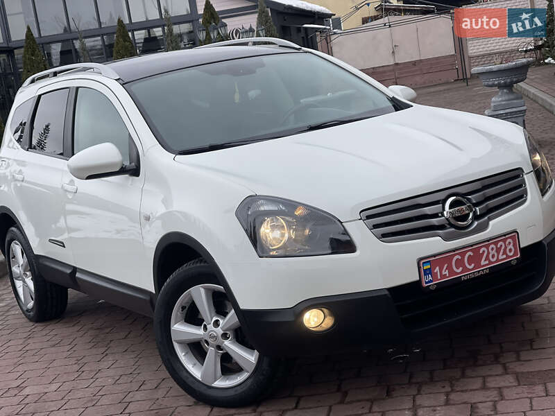 Позашляховик / Кросовер Nissan Qashqai+2 2009 в Стрию