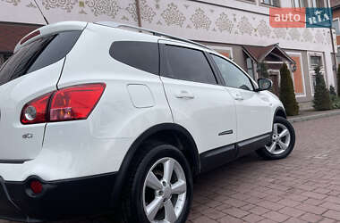 Позашляховик / Кросовер Nissan Qashqai+2 2009 в Стрию