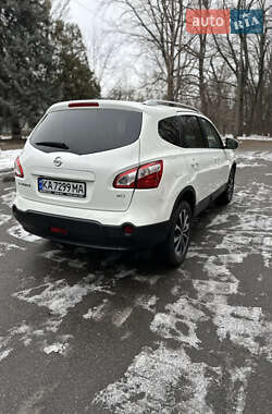 Позашляховик / Кросовер Nissan Qashqai+2 2012 в Києві