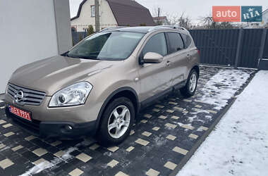 Внедорожник / Кроссовер Nissan Qashqai+2 2009 в 