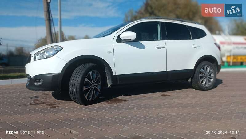 Внедорожник / Кроссовер Nissan Qashqai+2 2010 в Черновцах