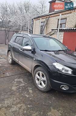 Позашляховик / Кросовер Nissan Qashqai+2 2010 в Миколаєві