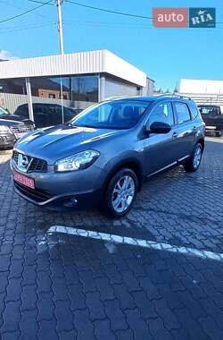 Позашляховик / Кросовер Nissan Qashqai+2 2011 в Луцьку