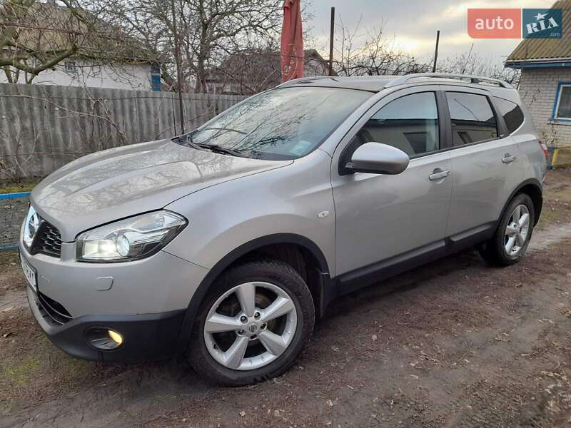 Позашляховик / Кросовер Nissan Qashqai+2 2011 в Черкасах