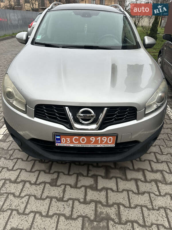 Nissan Qashqai+2
