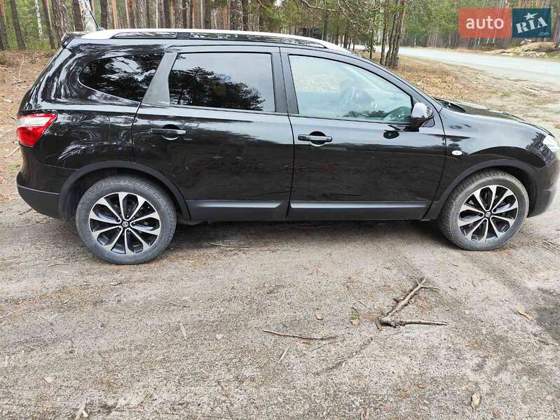 Внедорожник / Кроссовер Nissan Qashqai+2 2011 в Звягеле