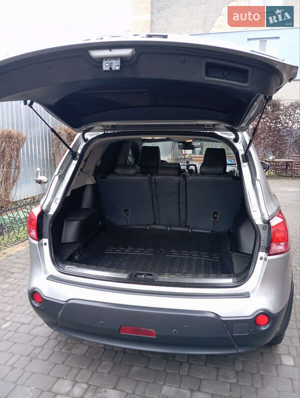 Внедорожник / Кроссовер Nissan Qashqai+2 2008 в Полонном