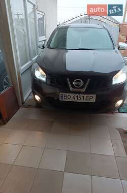 Позашляховик / Кросовер Nissan Qashqai+2 2011 в 
