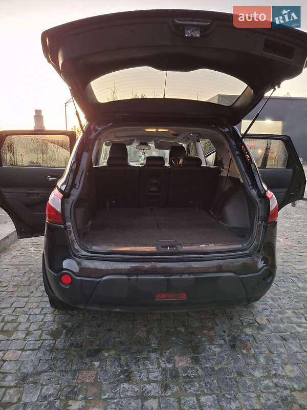 Внедорожник / Кроссовер Nissan Qashqai+2 2011 в Подольске