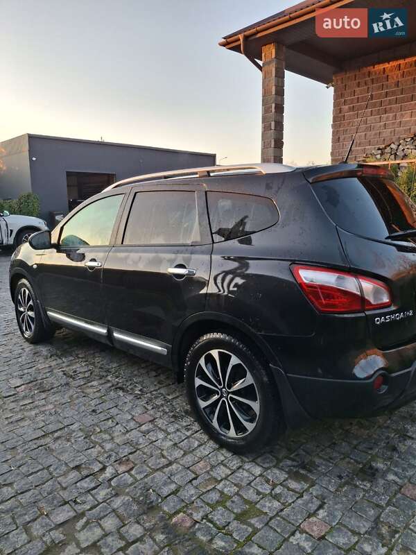 Внедорожник / Кроссовер Nissan Qashqai+2 2011 в Подольске