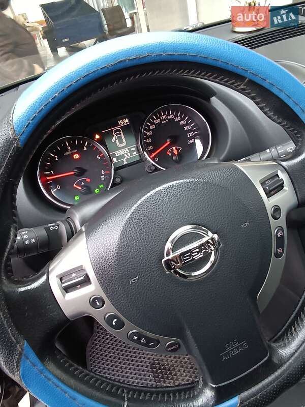 Внедорожник / Кроссовер Nissan Qashqai+2 2011 в Подольске