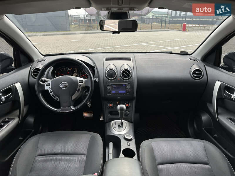 Позашляховик / Кросовер Nissan Qashqai+2 2013 в Івано-Франківську