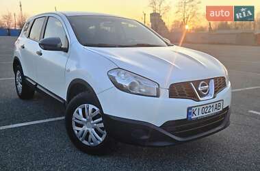 Внедорожник / Кроссовер Nissan Qashqai+2 2012 в Белогородке