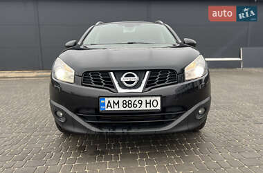 Позашляховик / Кросовер Nissan Qashqai+2 2010 в 