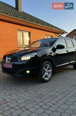 Позашляховик / Кросовер Nissan Qashqai+2 2011 в Ковелі