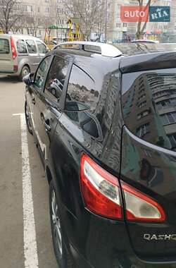 Позашляховик / Кросовер Nissan Qashqai+2 2010 в Луцьку