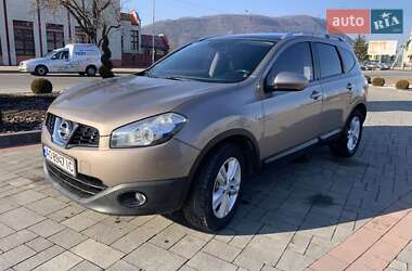 Внедорожник / Кроссовер Nissan Qashqai+2 2010 в Хусте