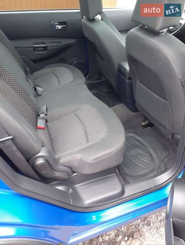 Внедорожник / Кроссовер Nissan Qashqai+2 2009 в Хмельнике