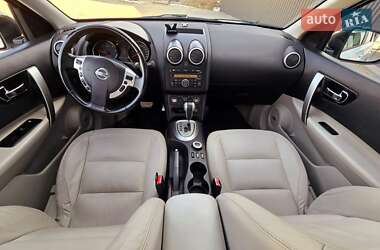 Внедорожник / Кроссовер Nissan Qashqai+2 2010 в 