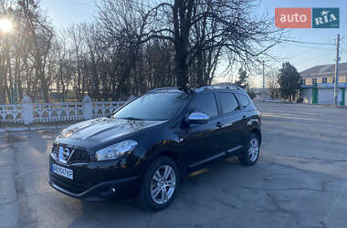 Позашляховик / Кросовер Nissan Qashqai+2 2011 в Новоархангельську