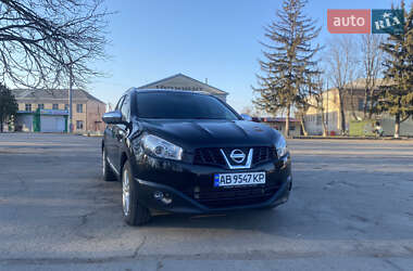 Позашляховик / Кросовер Nissan Qashqai+2 2011 в Новоархангельську