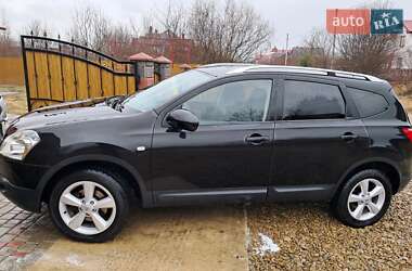 Внедорожник / Кроссовер Nissan Qashqai+2 2009 в 