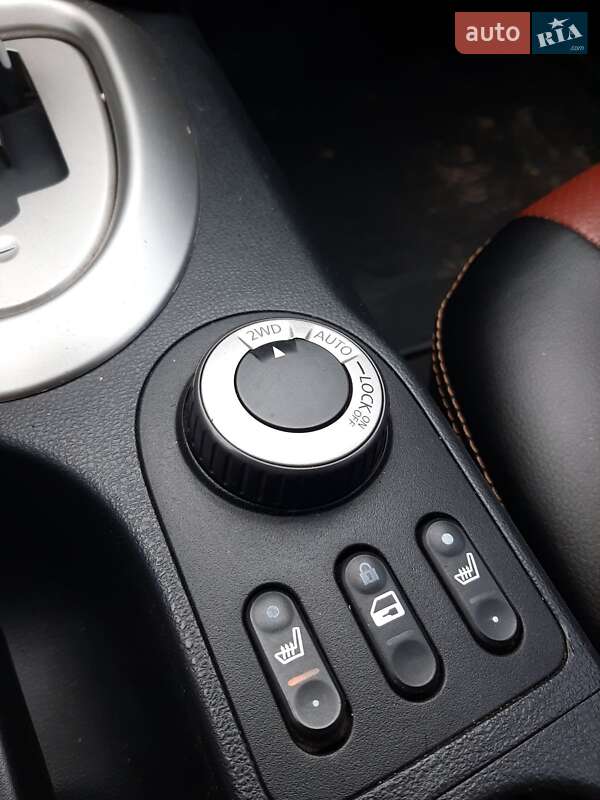 Внедорожник / Кроссовер Nissan Qashqai+2 2011 в Змиеве фото 11 Внедорожник / Кроссовер Nissan Qashqai+2 2011 в Змиеве