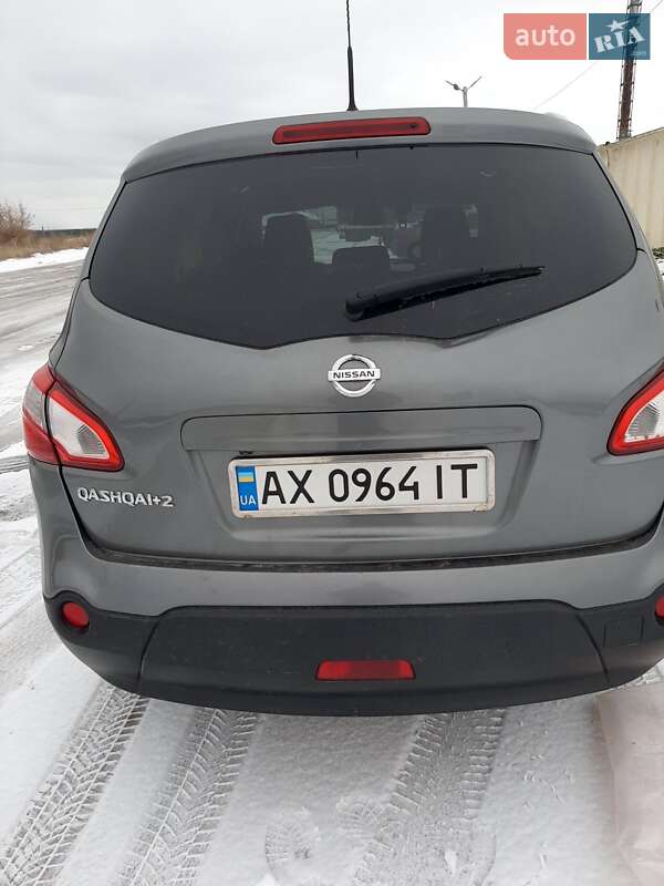 Внедорожник / Кроссовер Nissan Qashqai+2 2011 в Змиеве фото 4 Внедорожник / Кроссовер Nissan Qashqai+2 2011 в Змиеве