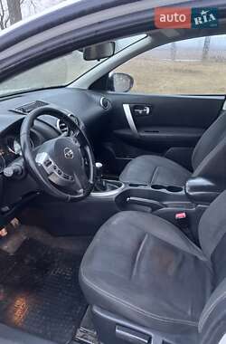 Внедорожник / Кроссовер Nissan Qashqai+2 2011 в Черновцах