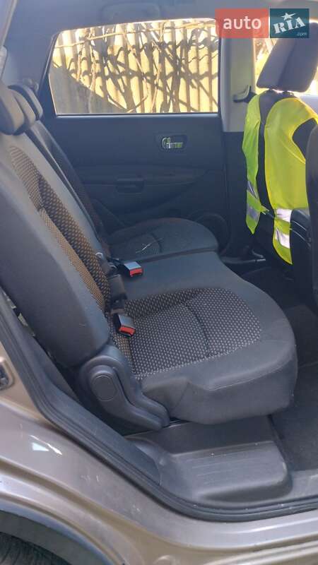 Внедорожник / Кроссовер Nissan Qashqai+2 2008 в Рокитном