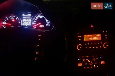 Позашляховик / Кросовер Nissan Qashqai+2 2011 в 
