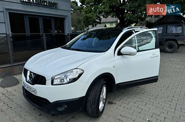Внедорожник / Кроссовер Nissan Qashqai+2 2012 в 