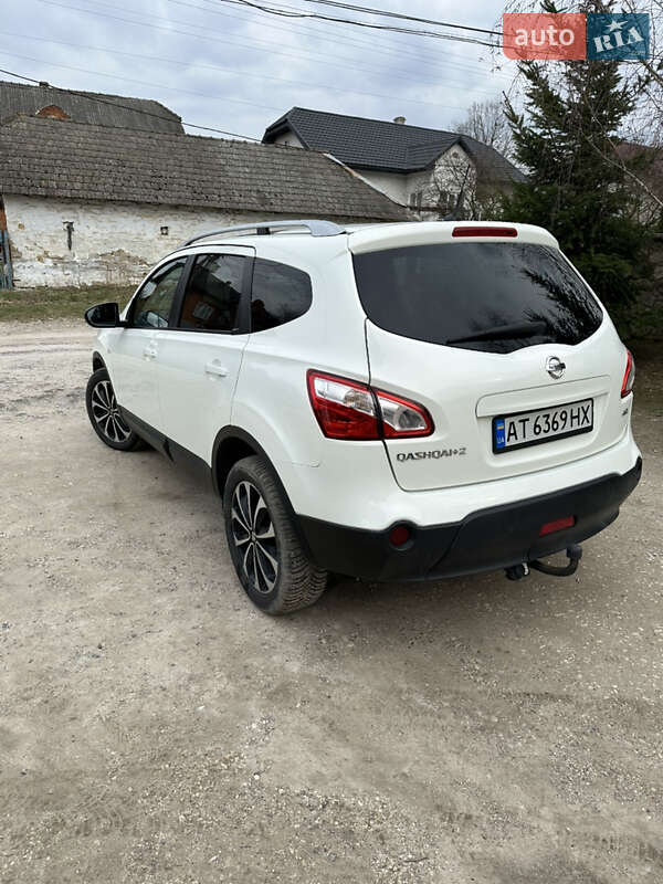 Позашляховик / Кросовер Nissan Qashqai+2 2012 в Монастириській